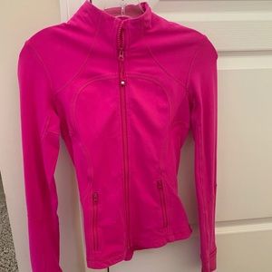 Lululemon size 2 zip up jacket
